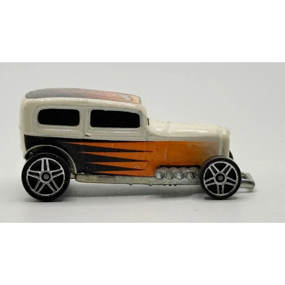 Hot Wheels‎ 2001 First Editions Midnight Otto 1:64 Diecast Car White Malaysia